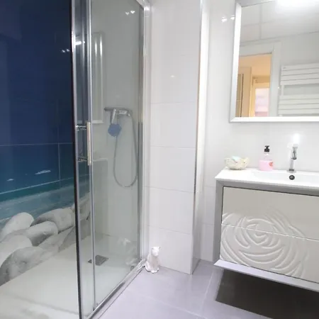 C&b Apartamento Castell De Tona *